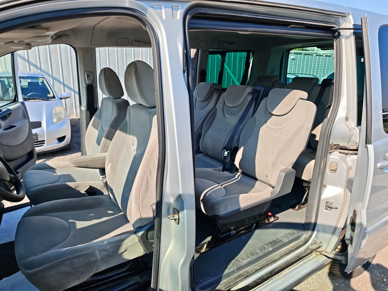 Peugeot Expert 2.0HDI 9 МЕСТА - изображение 8