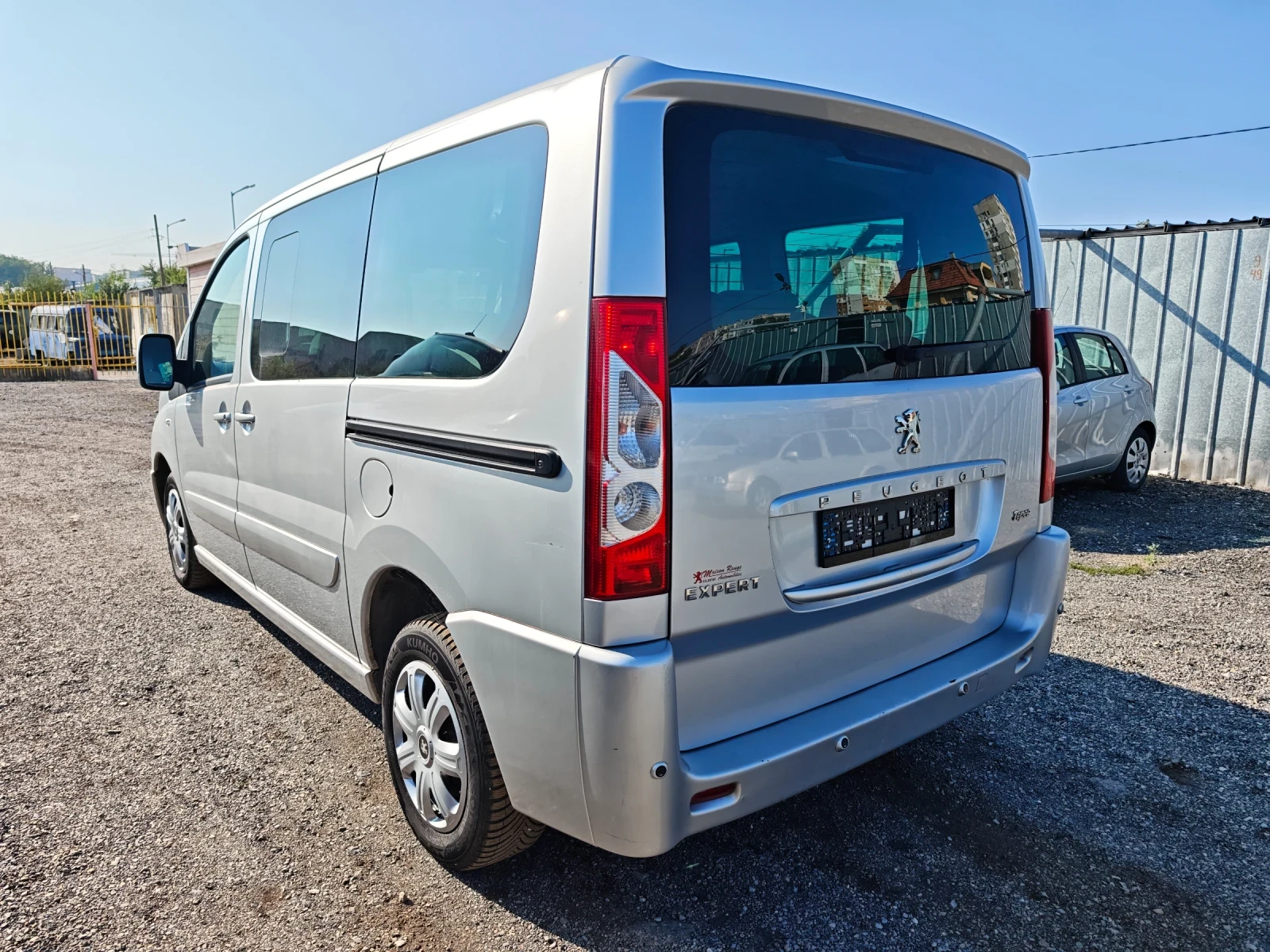 Peugeot Expert 2.0HDI 9 МЕСТА - изображение 6