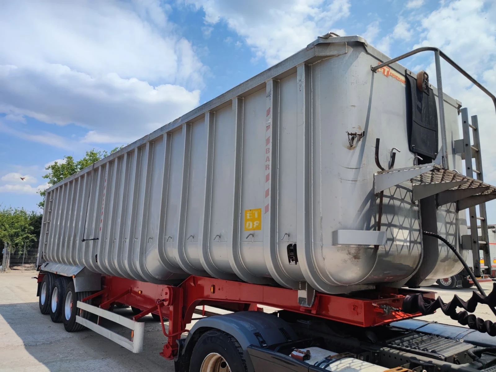 Полуремарке Fruehauf, снимка 6 - Ремаркета - 54396448