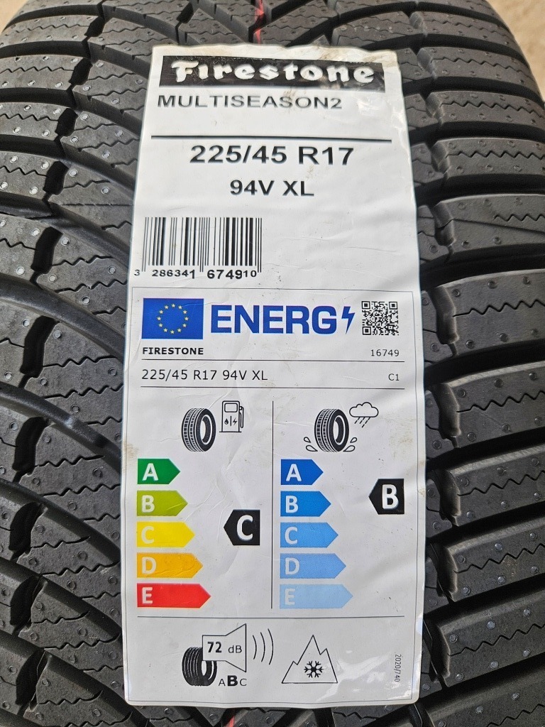 Гуми Всесезонни 225/45R17, снимка 3 - Гуми и джанти - 46595863