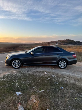 Mercedes-Benz E 220, снимка 3