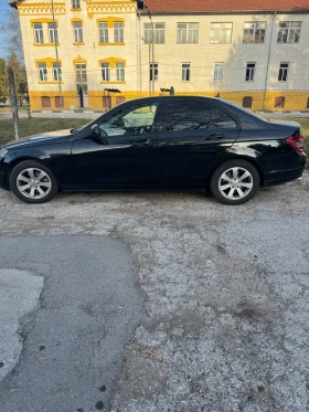 Mercedes-Benz C 220, снимка 11