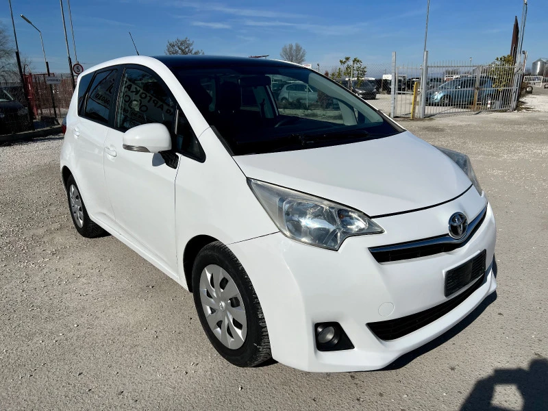 Toyota Verso S 1.4 D4D, снимка 3 - Автомобили и джипове - 39725509