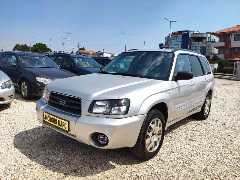 Subaru Forester 2.0I, снимка 1 - Автомобили и джипове - 42023046