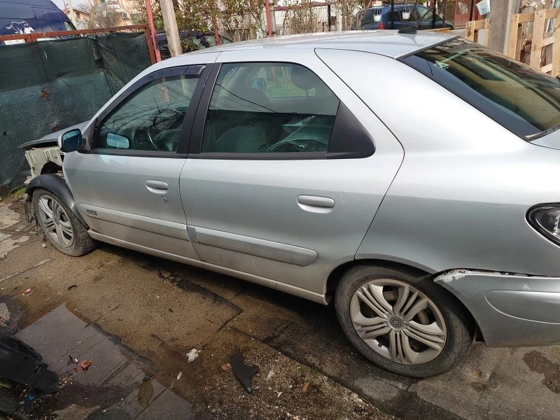 Citroen Xsara 1.6 БЕНЗИН АВТОМАТИК, снимка 5 - Автомобили и джипове - 45719276