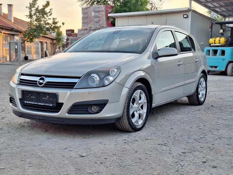 Opel Astra 1.3 cdti, снимка 2 - Автомобили и джипове - 47459162