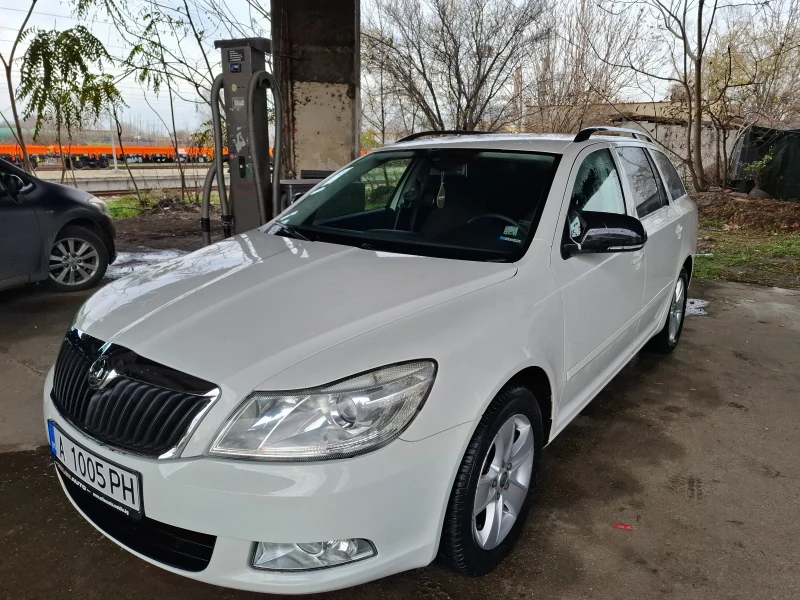 Skoda Octavia 1.6TDI, снимка 2 - Автомобили и джипове - 48248407