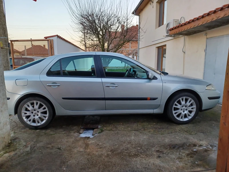 Renault Laguna 1.9td, снимка 6 - Автомобили и джипове - 48764694