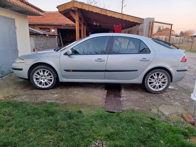 Renault Laguna 1.9td, снимка 2 - Автомобили и джипове - 48764694