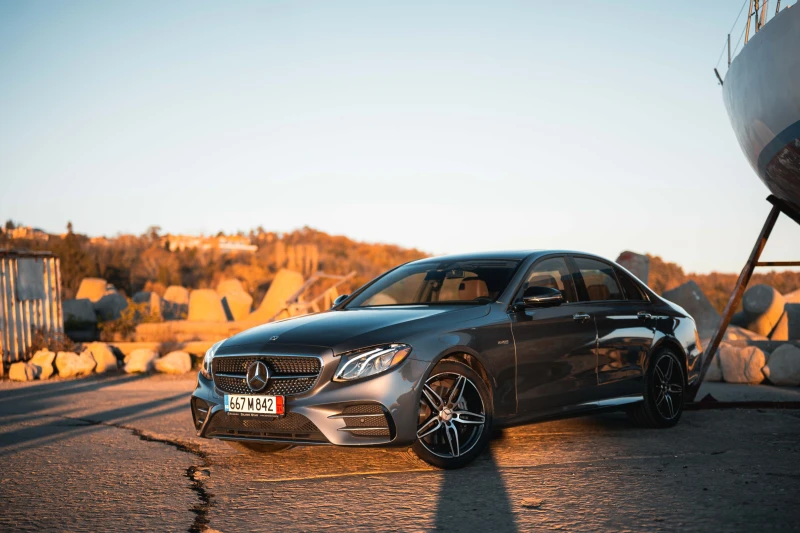 Mercedes-Benz E 43 AMG, снимка 1 - Автомобили и джипове - 49083731