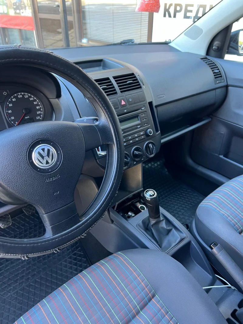 VW Polo, снимка 9 - Автомобили и джипове - 52568111