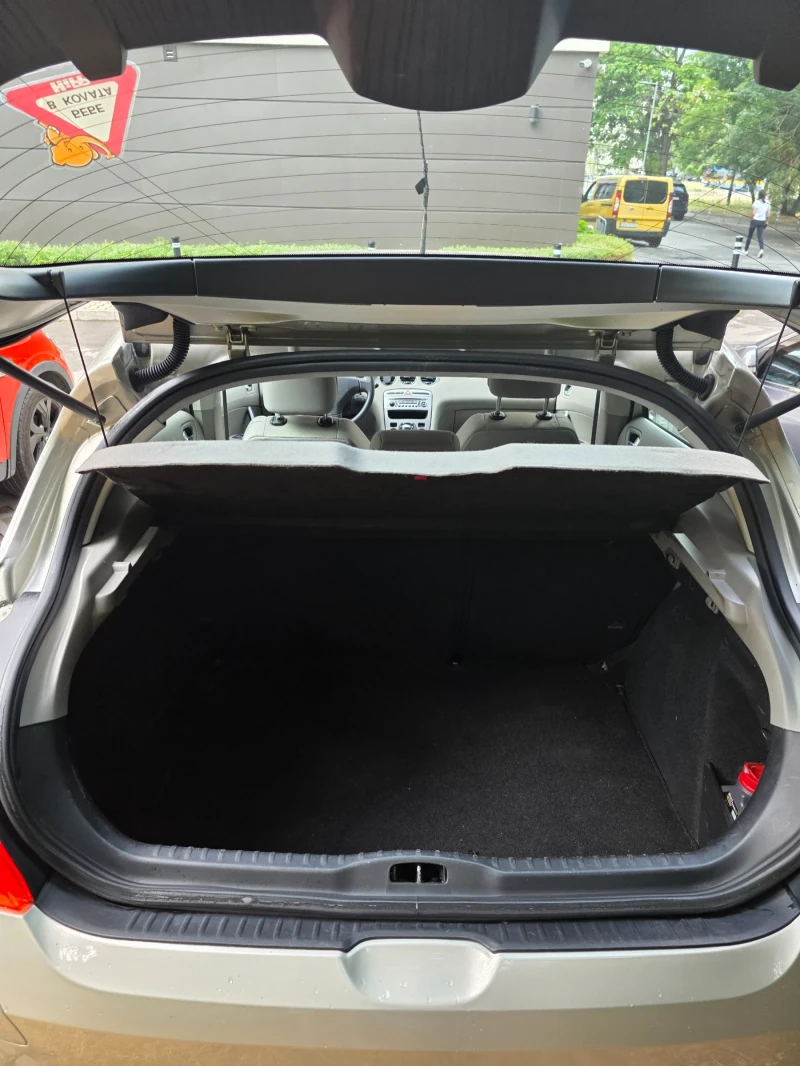 Peugeot 308, снимка 4 - Автомобили и джипове - 52126078