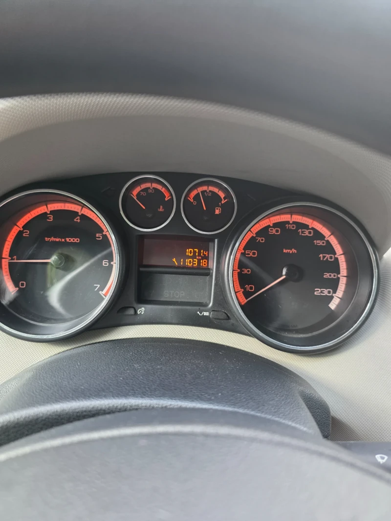 Peugeot 308, снимка 7 - Автомобили и джипове - 52126078