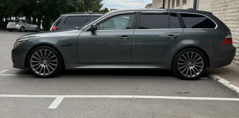 BMW 530 Е61 FULL M Пакет 3.0D Facelift Comfort Saloon, снимка 9 - Автомобили и джипове - 52542756