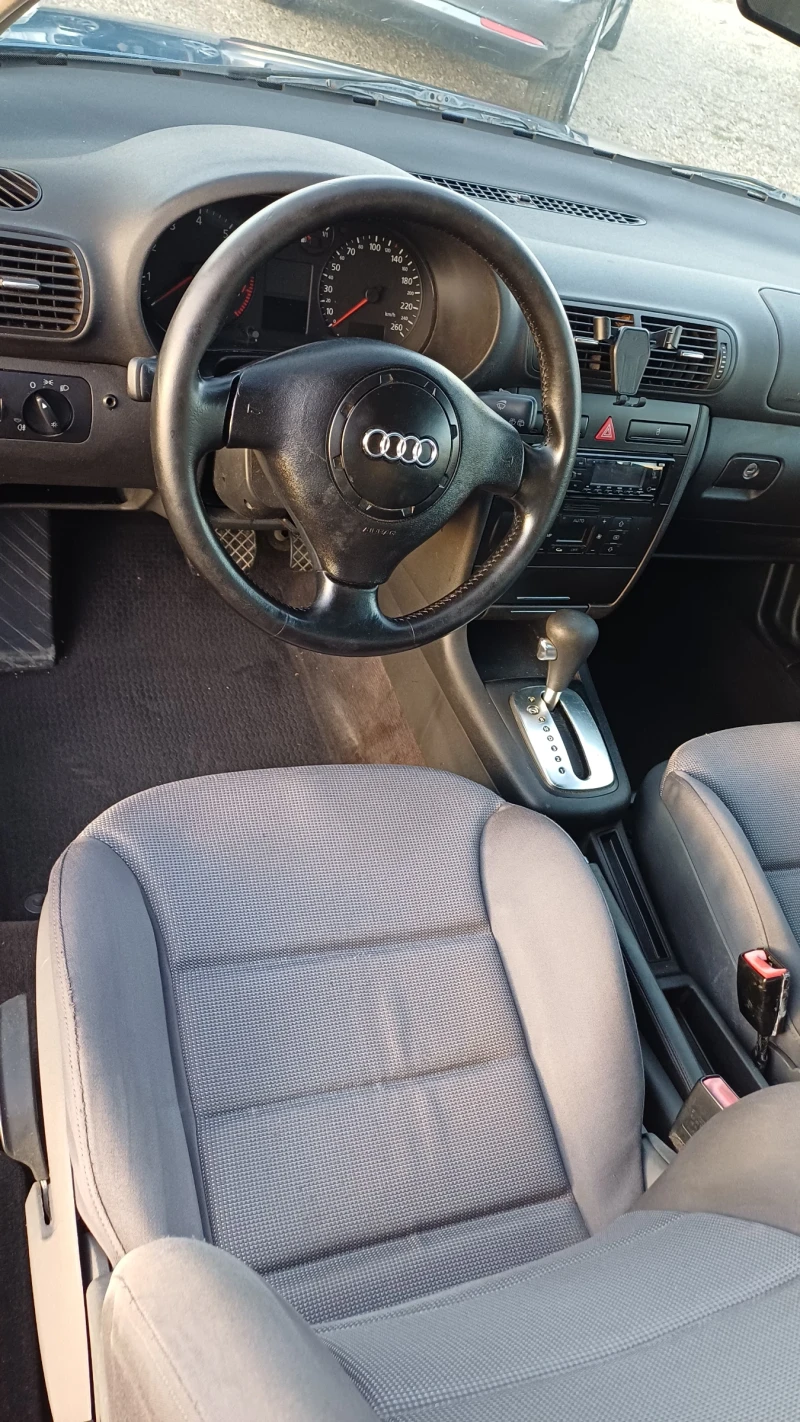 Audi A3 1.8Т Автоматик, снимка 9 - Автомобили и джипове - 52108883
