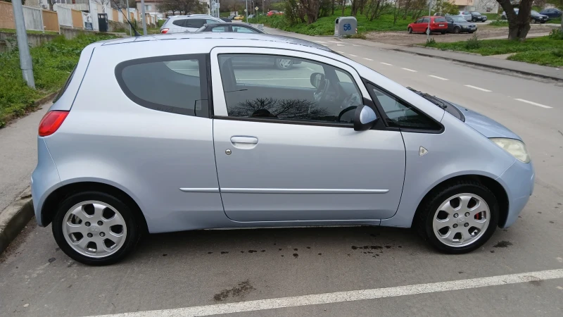 Mitsubishi Colt 1.3, снимка 4 - Автомобили и джипове - 52877639