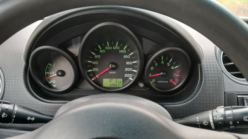 Mitsubishi Colt 1.3, снимка 7 - Автомобили и джипове - 52877639