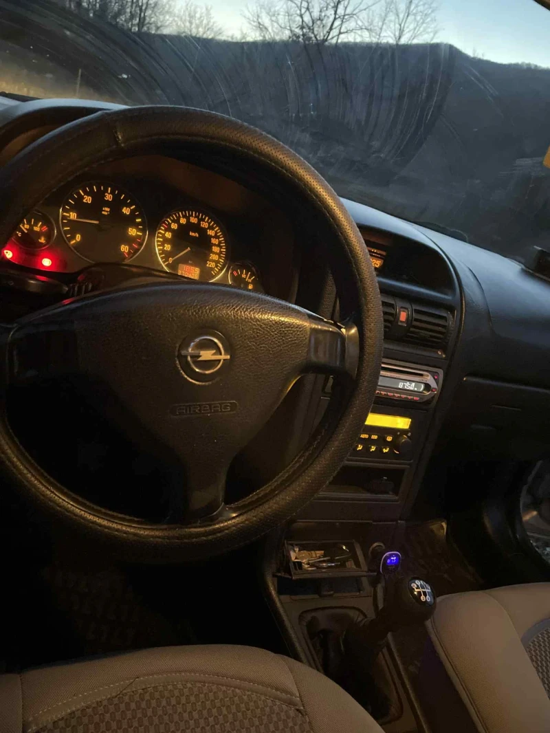 Opel Astra, снимка 8 - Автомобили и джипове - 52965466