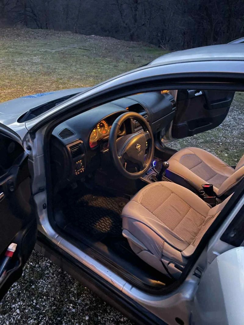 Opel Astra, снимка 5 - Автомобили и джипове - 52965466