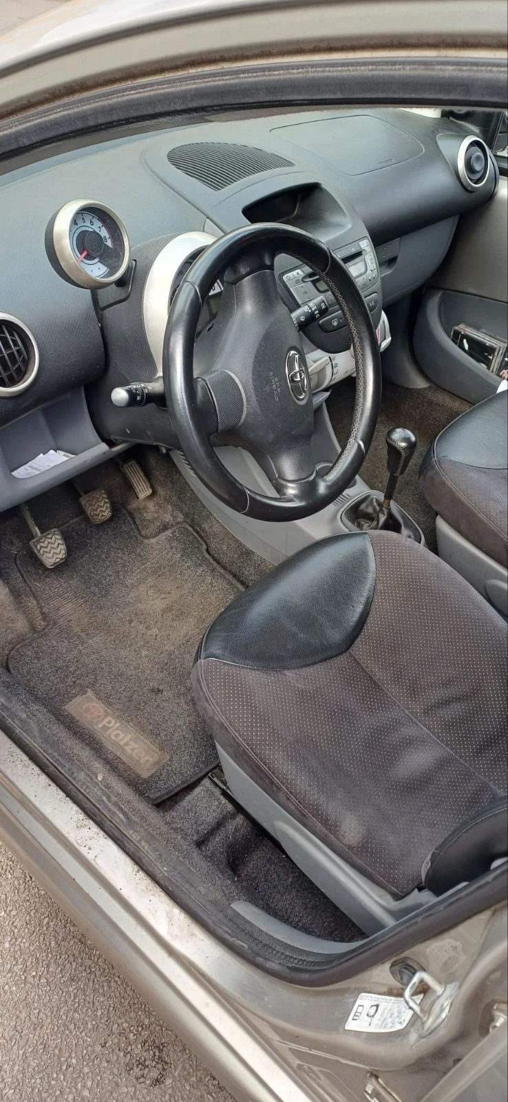 Toyota Aygo, снимка 7 - Автомобили и джипове - 53982752