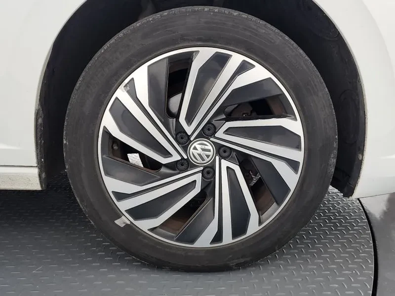 VW Jetta 1.4 TSI PREMIUM, снимка 5 - Автомобили и джипове - 54869114