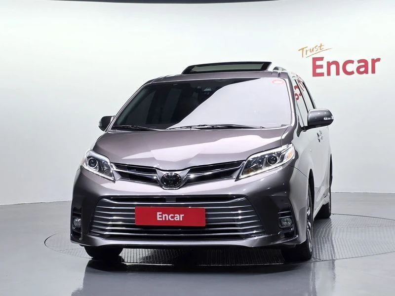 Toyota Sienna 3.5 AWD| 296к.с.| ВКЛ.ТЕХНОТЕСТ, снимка 3 - Автомобили и джипове - 55135404