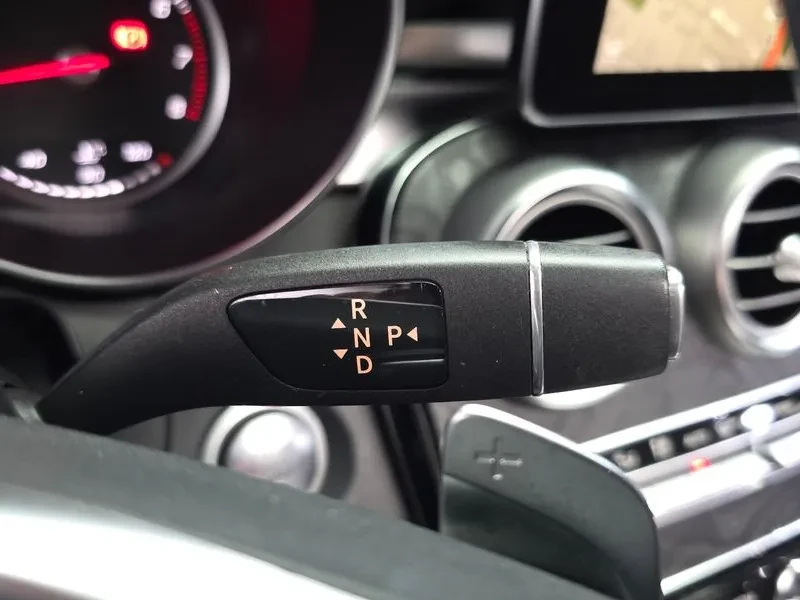 Mercedes-Benz C 200 W205 C200 Amg Lineс, снимка 9 - Автомобили и джипове - 55185637