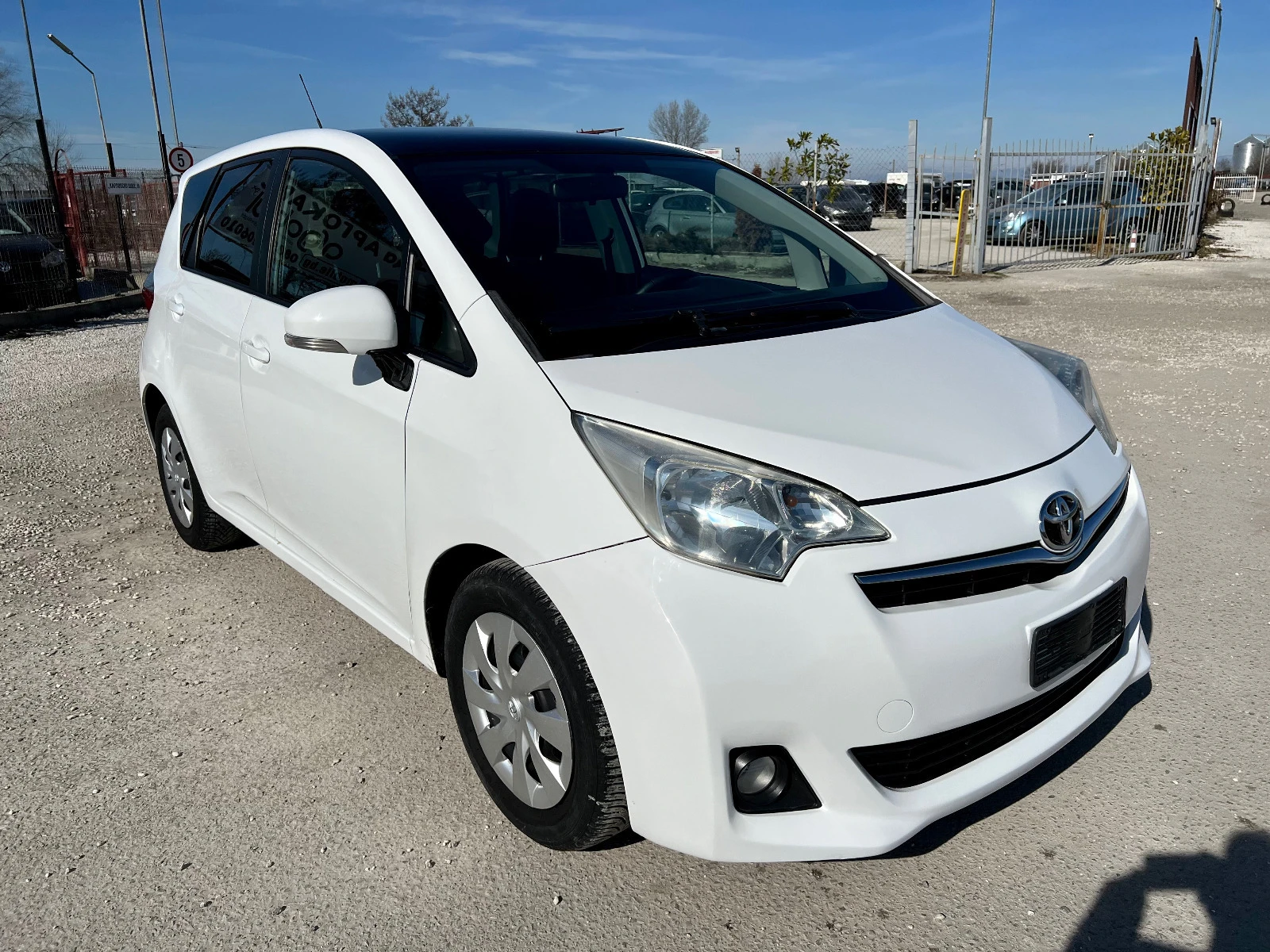 Toyota Verso S 1.4 D4D - изображение 3