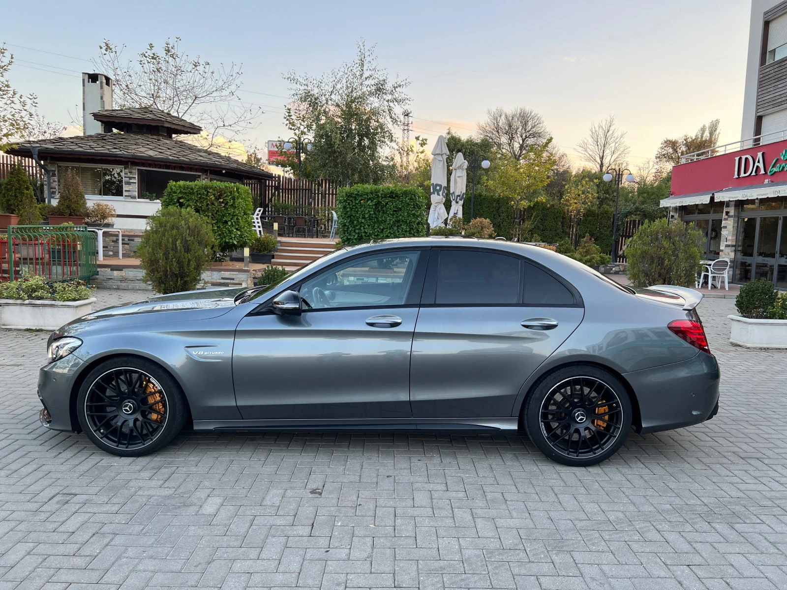 Mercedes-Benz C 63 AMG 63S - изображение 7