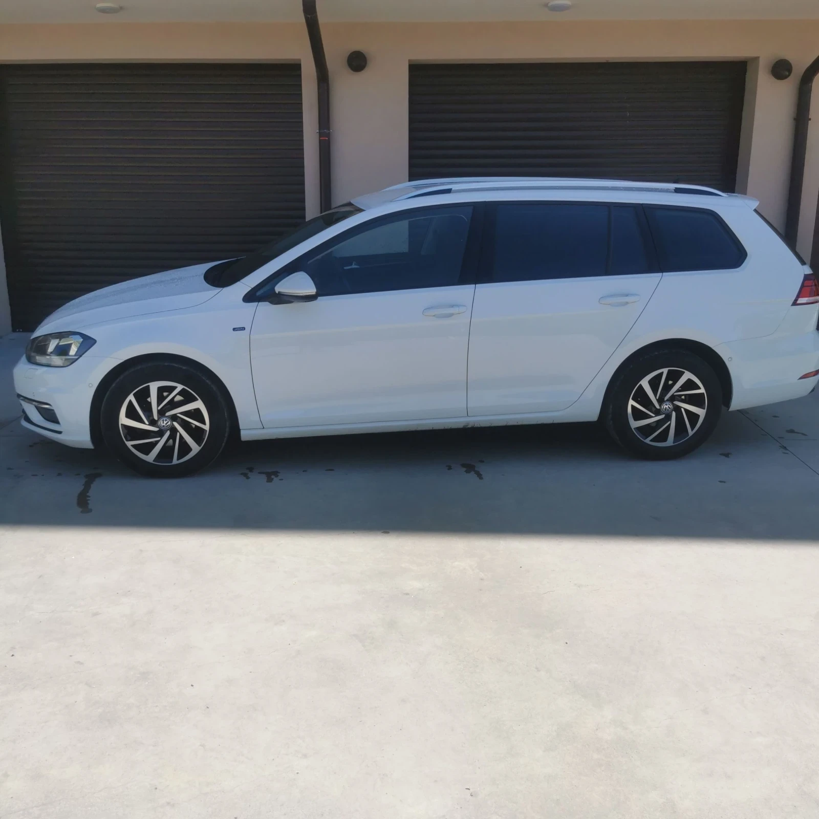 VW Golf Variant 1.6 tdi  - изображение 3