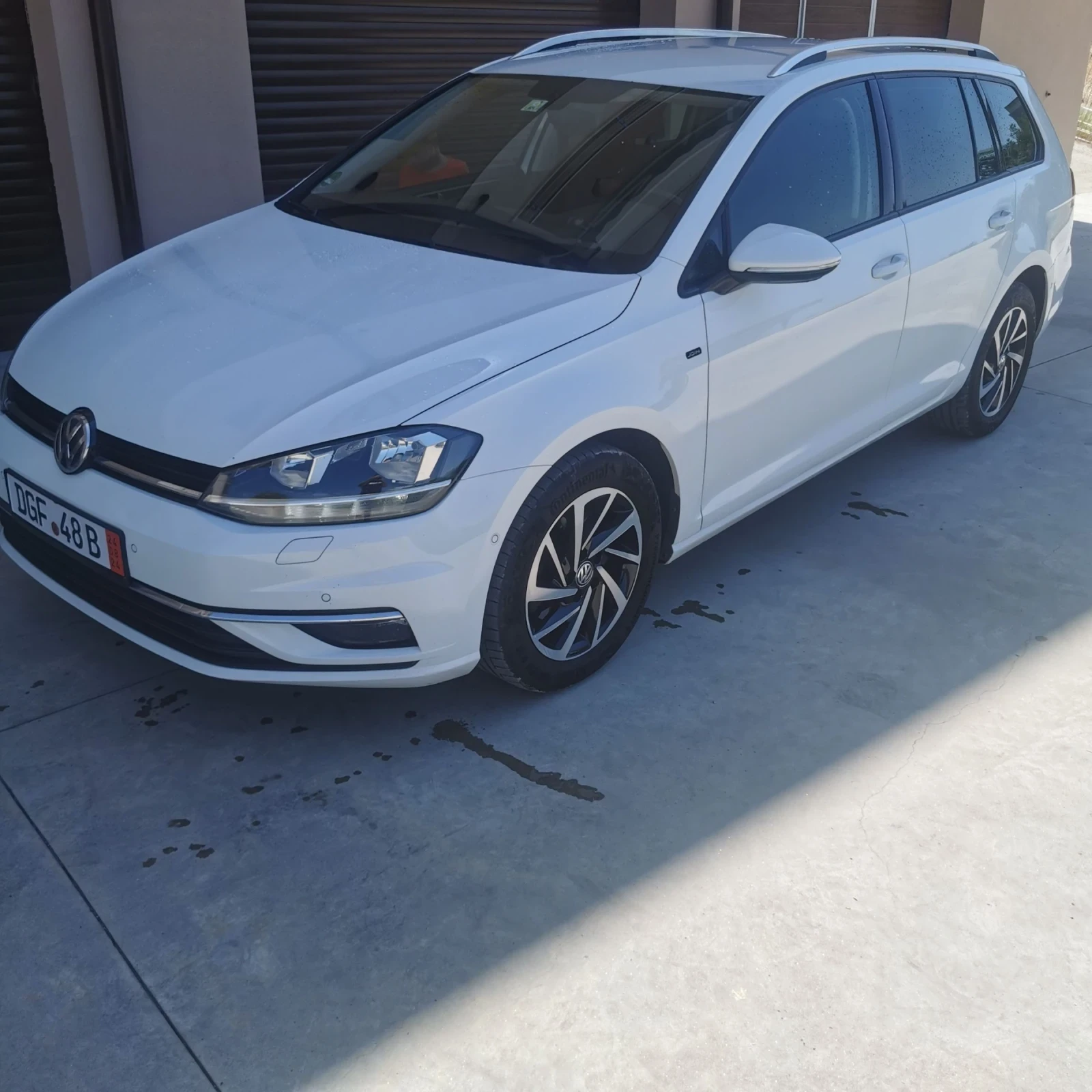 VW Golf Variant 1.6 tdi  - изображение 7