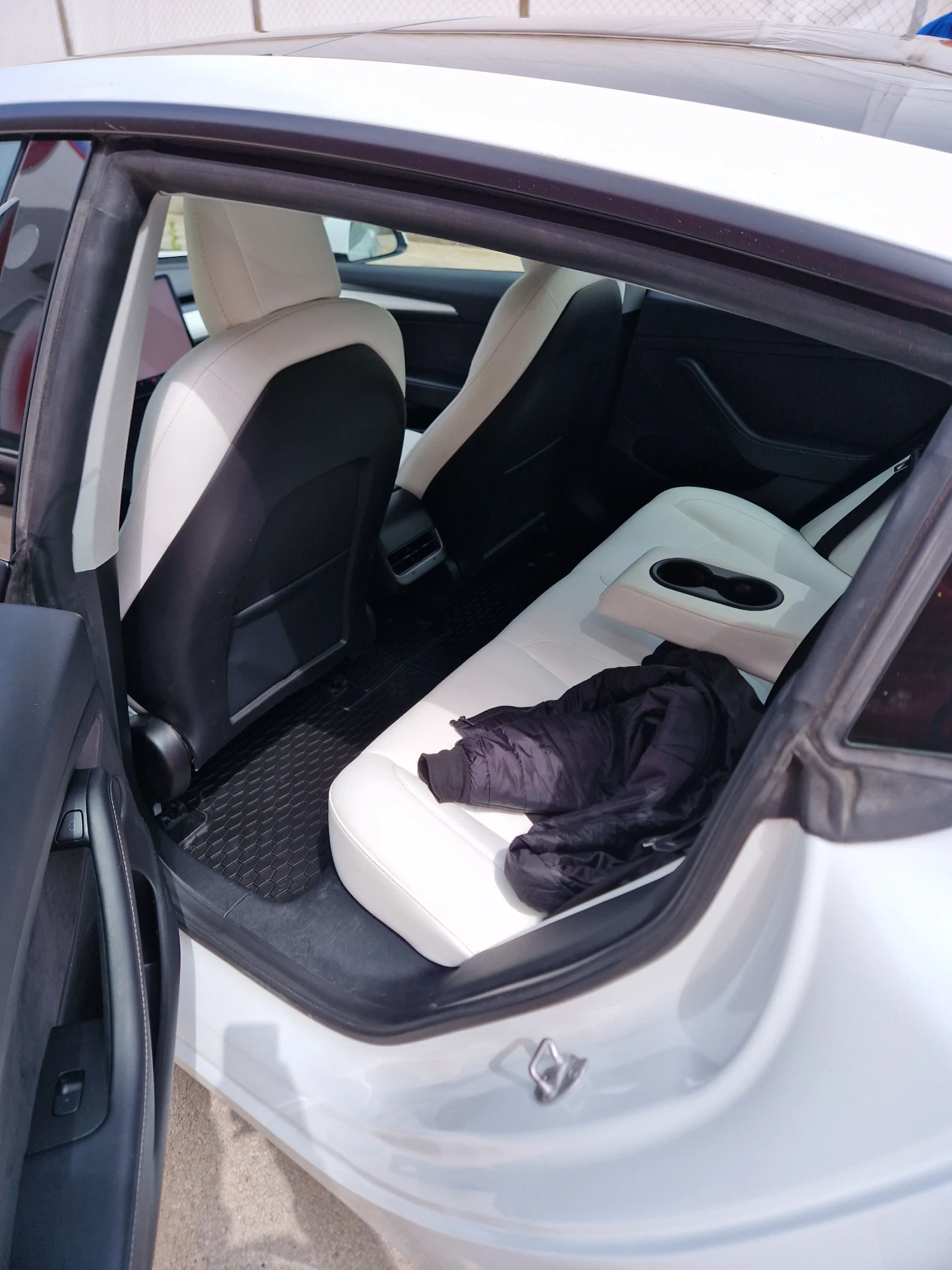 Tesla Model 3 Термопомпа - изображение 8