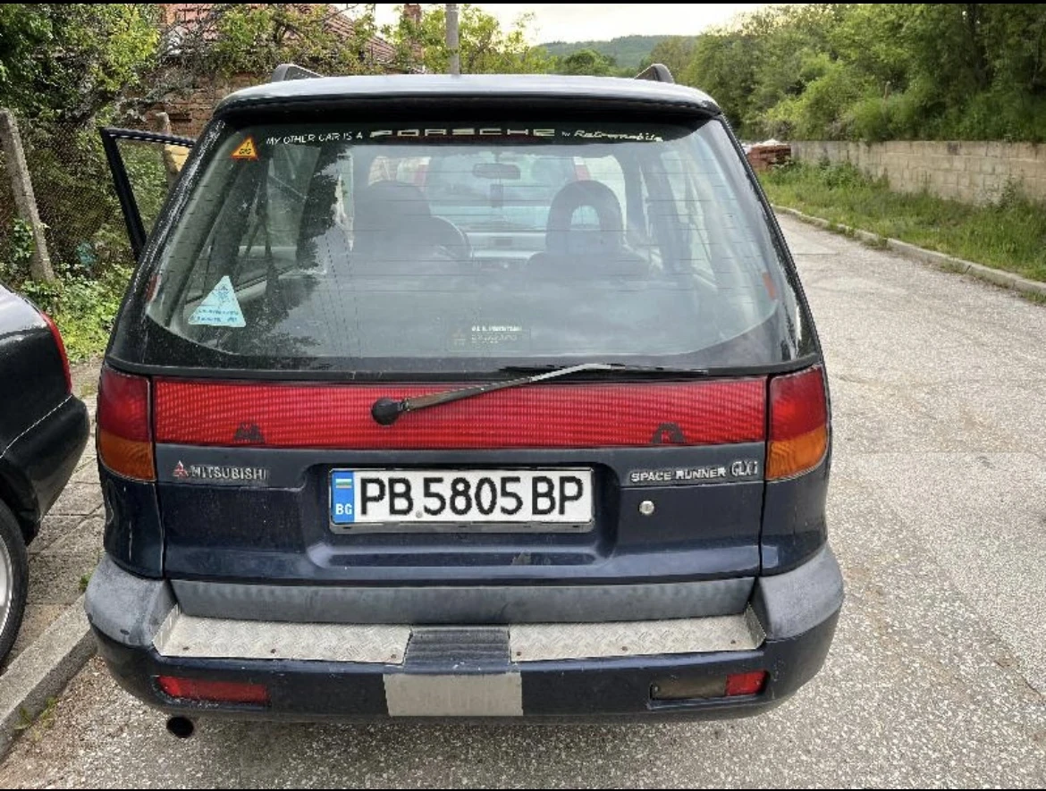 Mitsubishi Space runner 1.8 GLXi - изображение 3