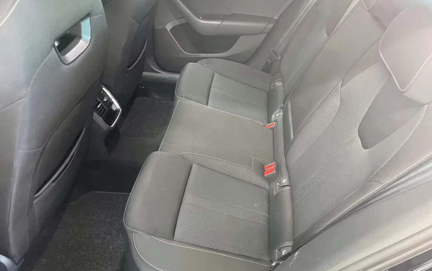 Skoda Octavia COMBI/1.4/STYLE/LED/204HP/CAYPLAY/CAM/118D | Mobile.bg   15