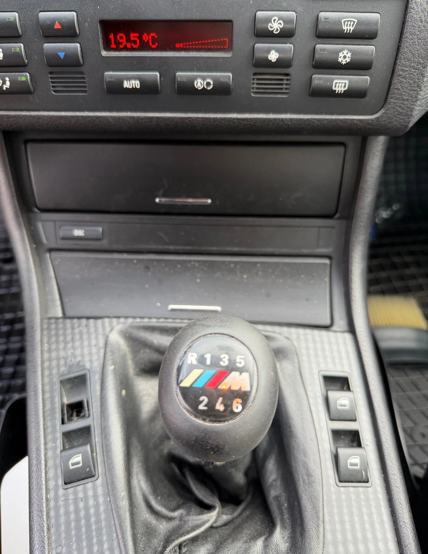 BMW 320 2.0D-150/2003. | Mobile.bg   11