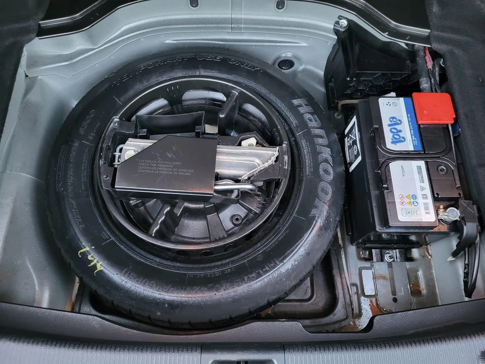 Mercedes-Benz C 220, снимка 7 - Автомобили и джипове - 53006033