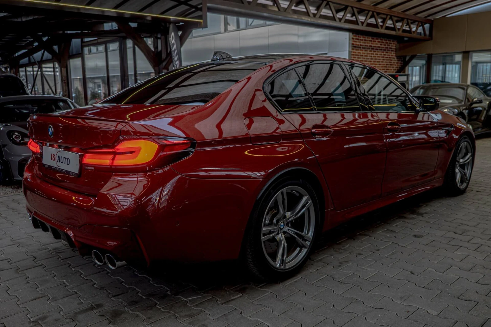 BMW M5 xDrive/HuD/Harman Kardon/Soft Close/Ambient/Камера - изображение 6