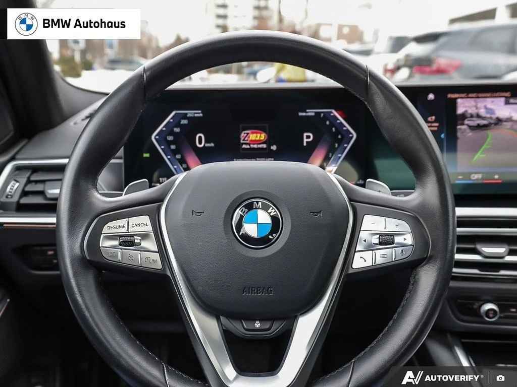 BMW 330 i xDrive PREMIUM HiFi PANO 360CAM ОТ БМВ КАНАДА, снимка 15 - Автомобили и джипове - 54217735
