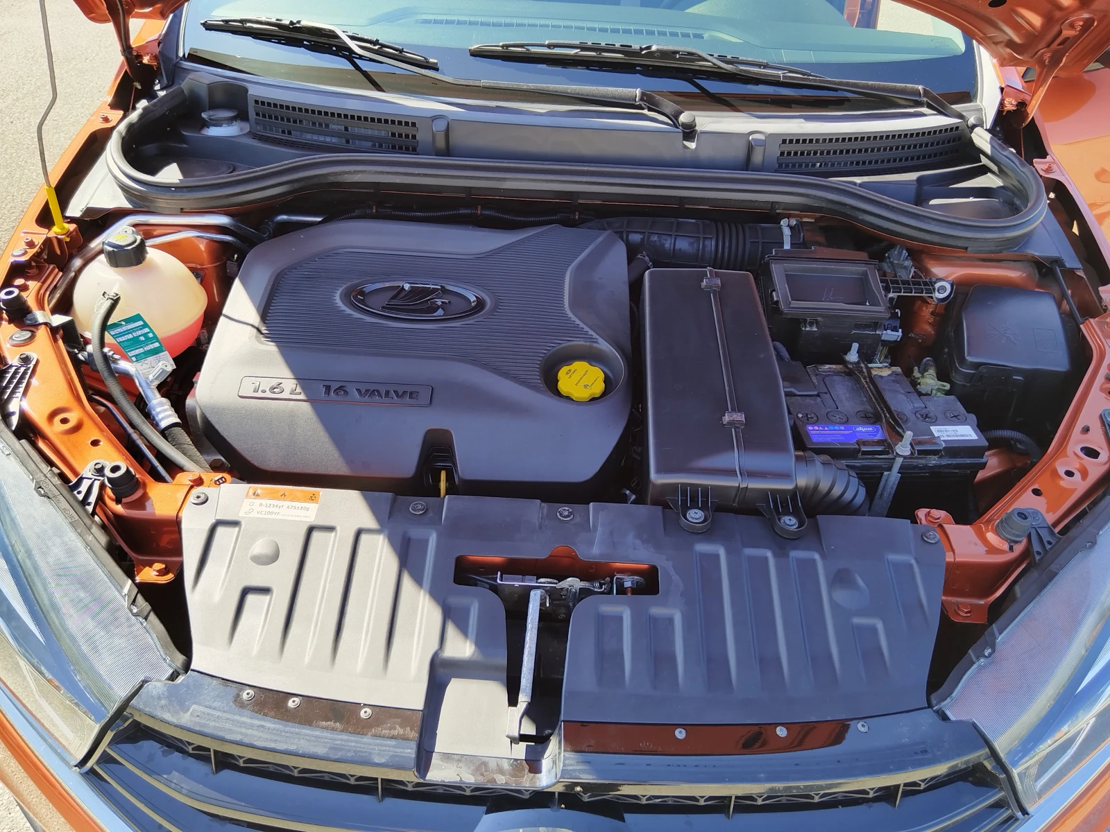 Lada Vesta 1.6i * АВТОМАТ* CROSS* FULL, снимка 7 - Автомобили и джипове - 54326163