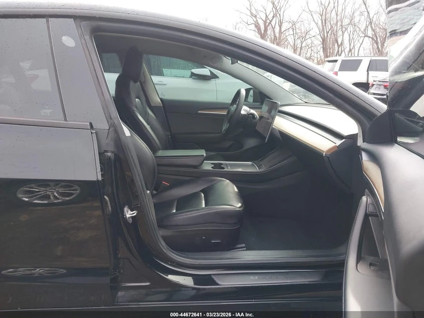 Tesla Model 3 Rear-Wheel Drive, снимка 5 - Автомобили и джипове - 54419089