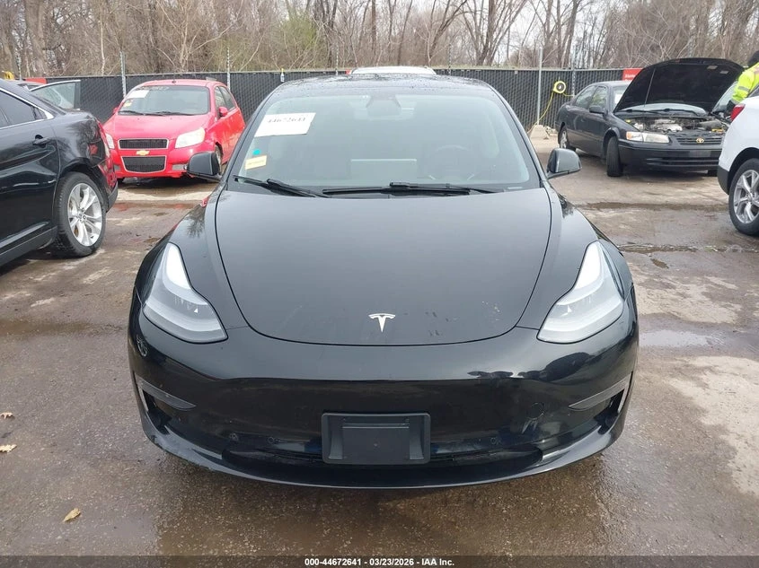 Tesla Model 3 Rear-Wheel Drive, снимка 12 - Автомобили и джипове - 54419089