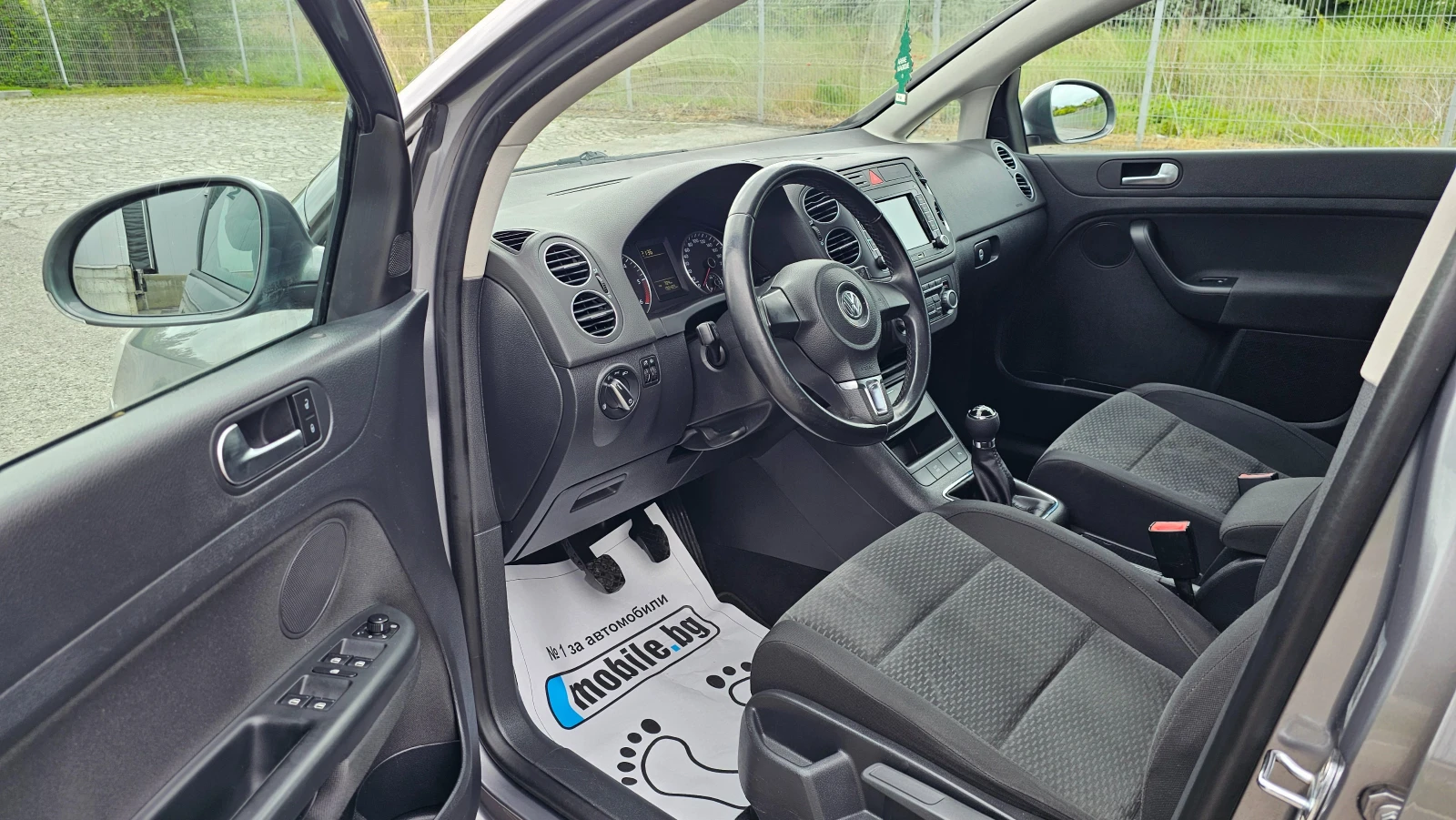 VW Golf Plus 1.6TDI NAVI , снимка 9 - Автомобили и джипове - 54642500