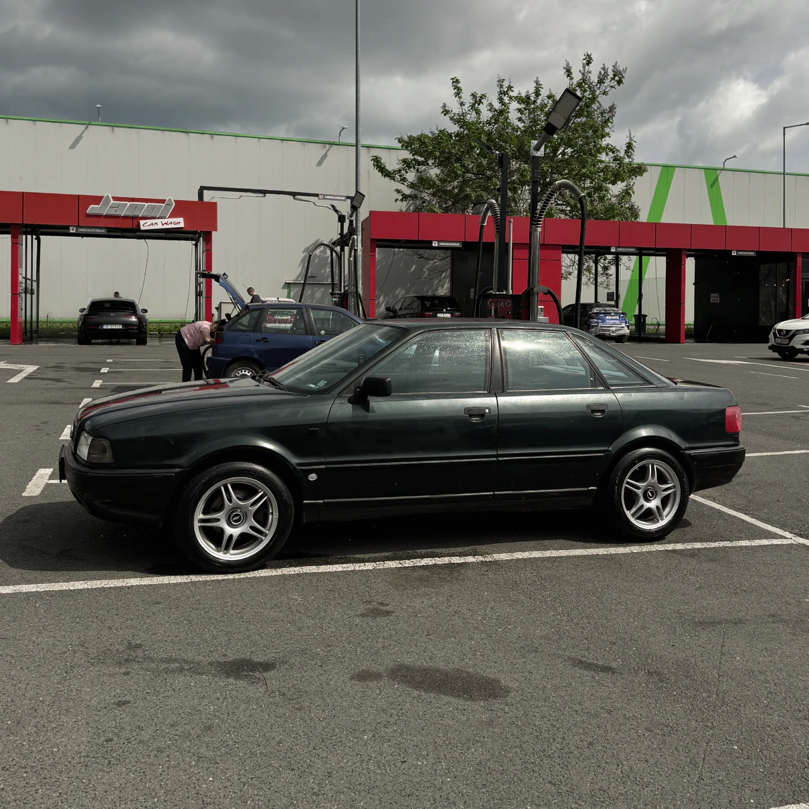 Audi 80 1.6, снимка 3 - Автомобили и джипове - 54807622