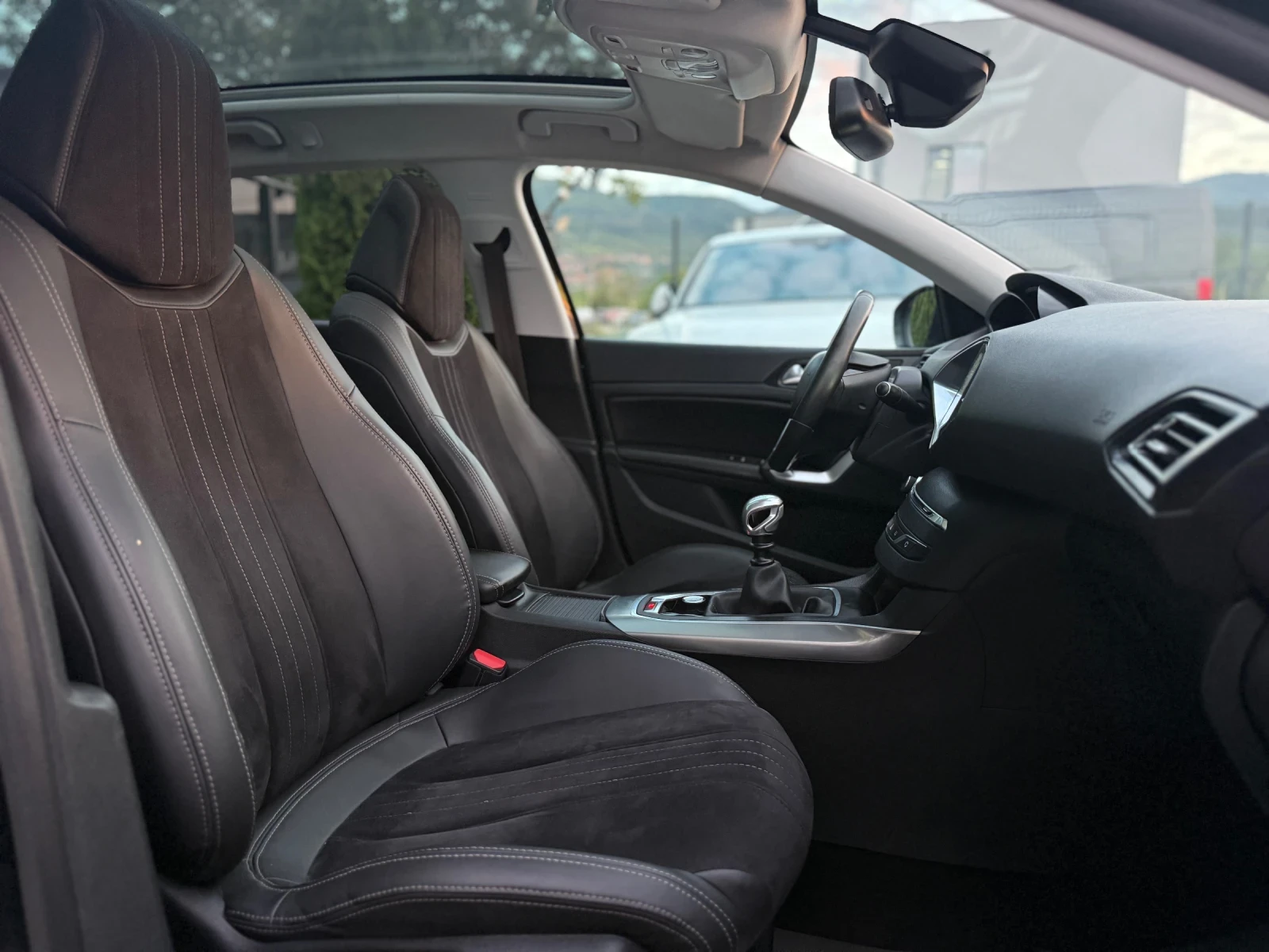 Peugeot 308 Allure/ 1.6eHDI/ , снимка 9 - Автомобили и джипове - 55225867