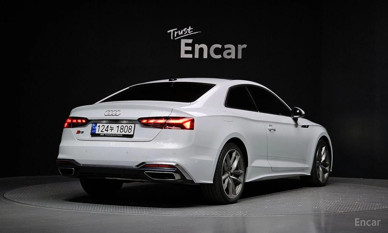 Audi A5 45TFSI* MATRIX* S* LINE* ОБДУХВАНЕ* ХЕДЪП* LANE* A, снимка 2 - Автомобили и джипове - 55623753
