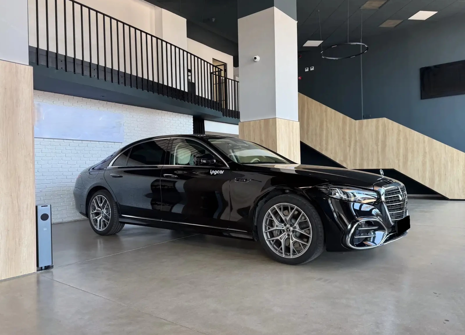Mercedes-Benz S 500 4MATIC AMG-Line Sedan Long, снимка 3 - Автомобили и джипове - 56159172