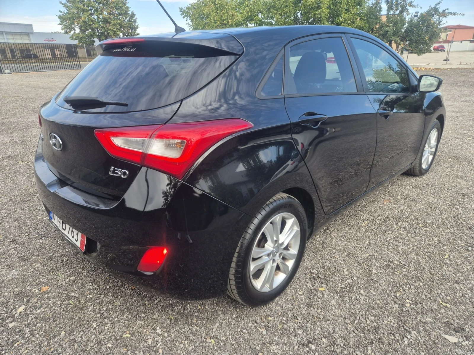 Hyundai I30 1.6crdi, снимка 6 - Автомобили и джипове - 56228024