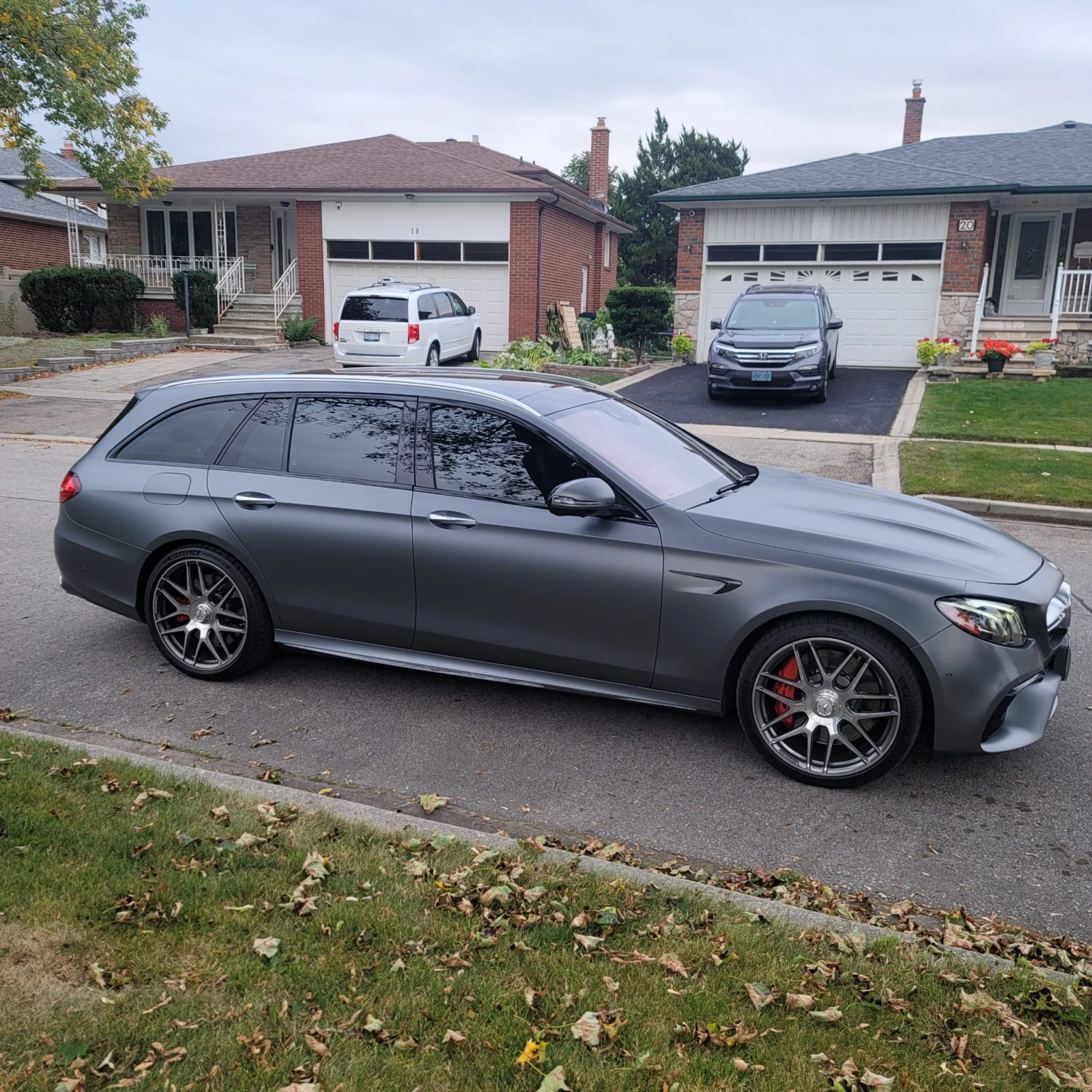 Mercedes-Benz E 63 AMG PPF, INTAKE, АВТОКРЕДИТ, снимка 4 - Автомобили и джипове - 56314003