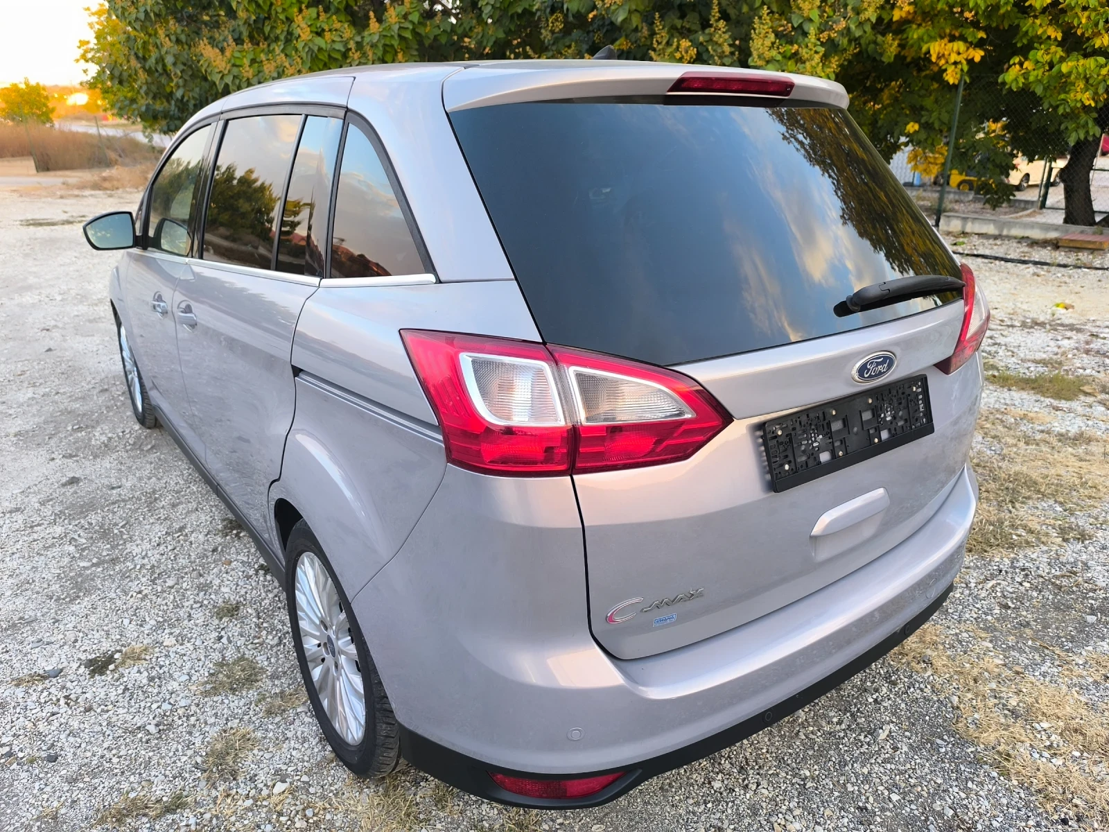 Ford Grand C-Max 1.6 TDCI TITANIUM, 7����� | Mobile.bg � ����������� 5