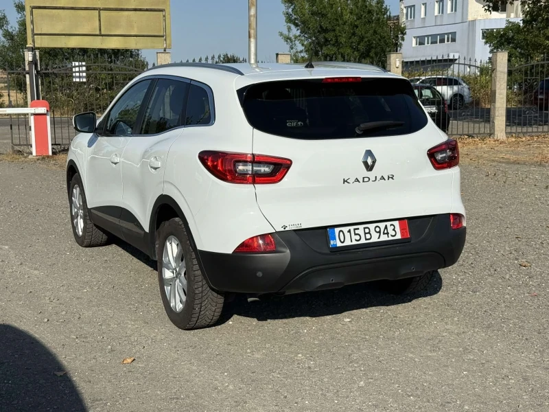Renault Kadjar, снимка 4 - Автомобили и джипове - 51444827